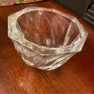 Orrefors Sweden Crystal ‘Residence’ Round Swirl Faceted Bowl – Heavy Cut Glass